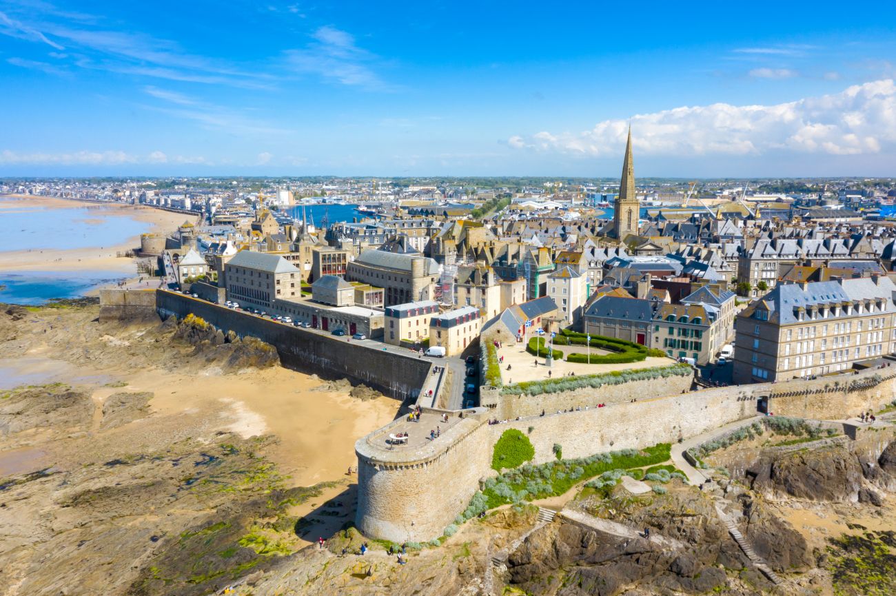 Découvrez Saint Malo avec l’Hôtel l’Univers, fraichement rénové Découvrez Saint Malo avec l’Hôtel l’Univers, fraichement rénové